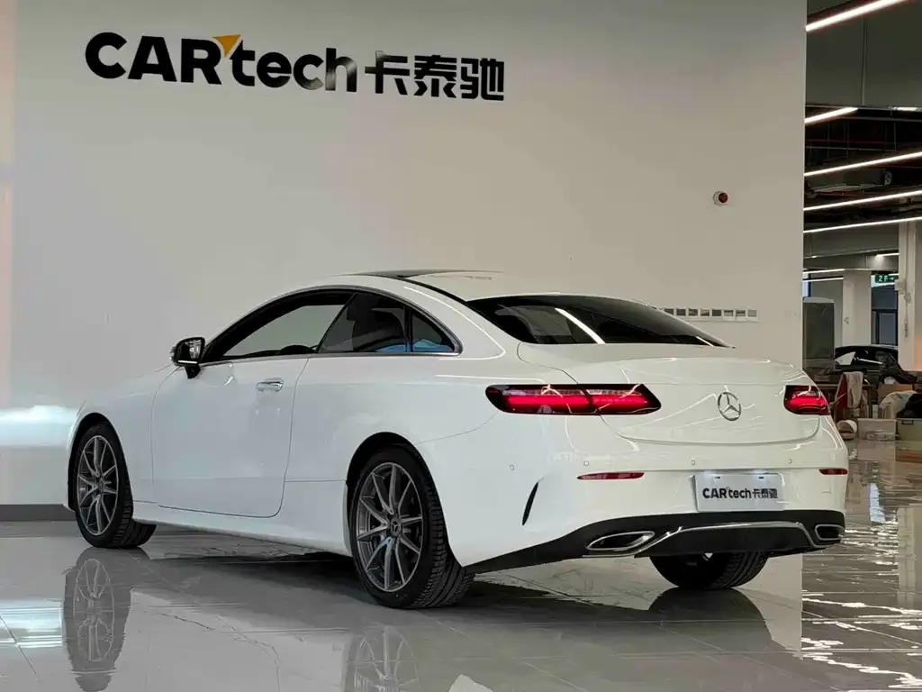 Mercedes-Benz E-Class (Import) — фото 3