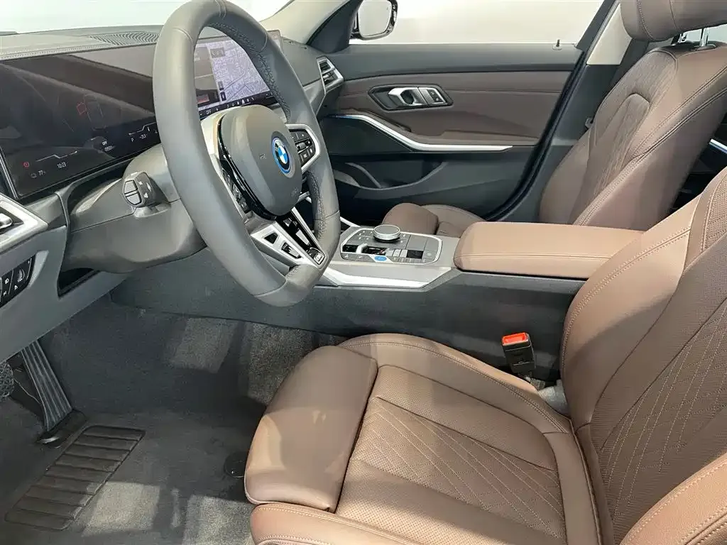BMW i3 — фото 8
