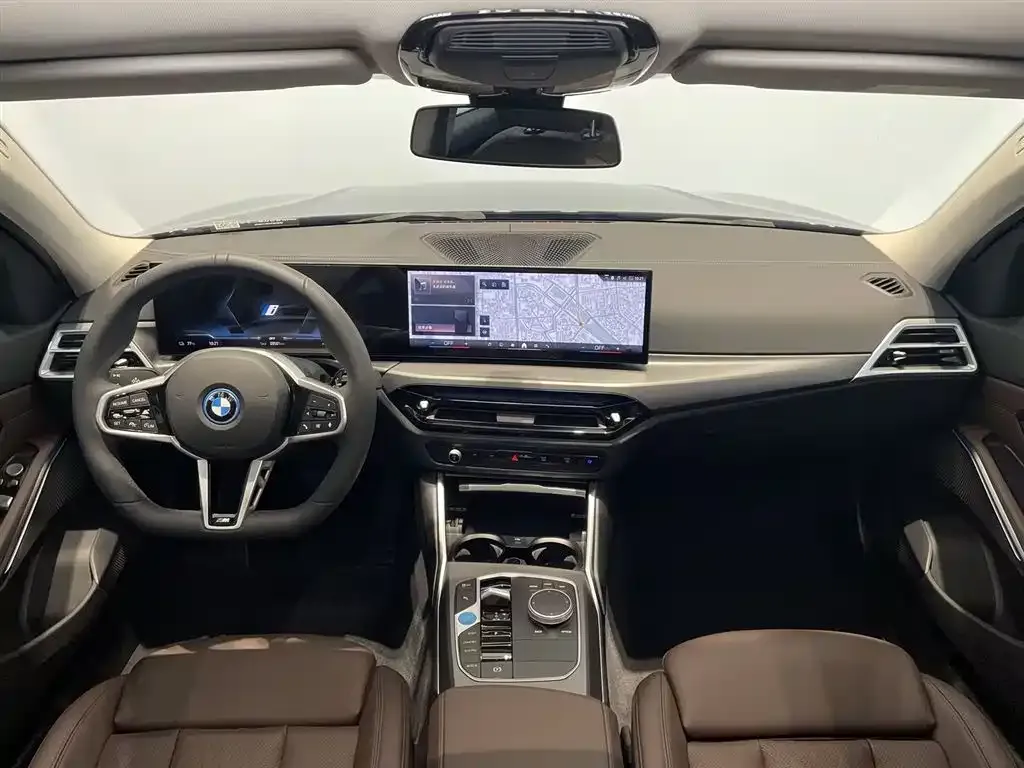BMW i3 — фото 4