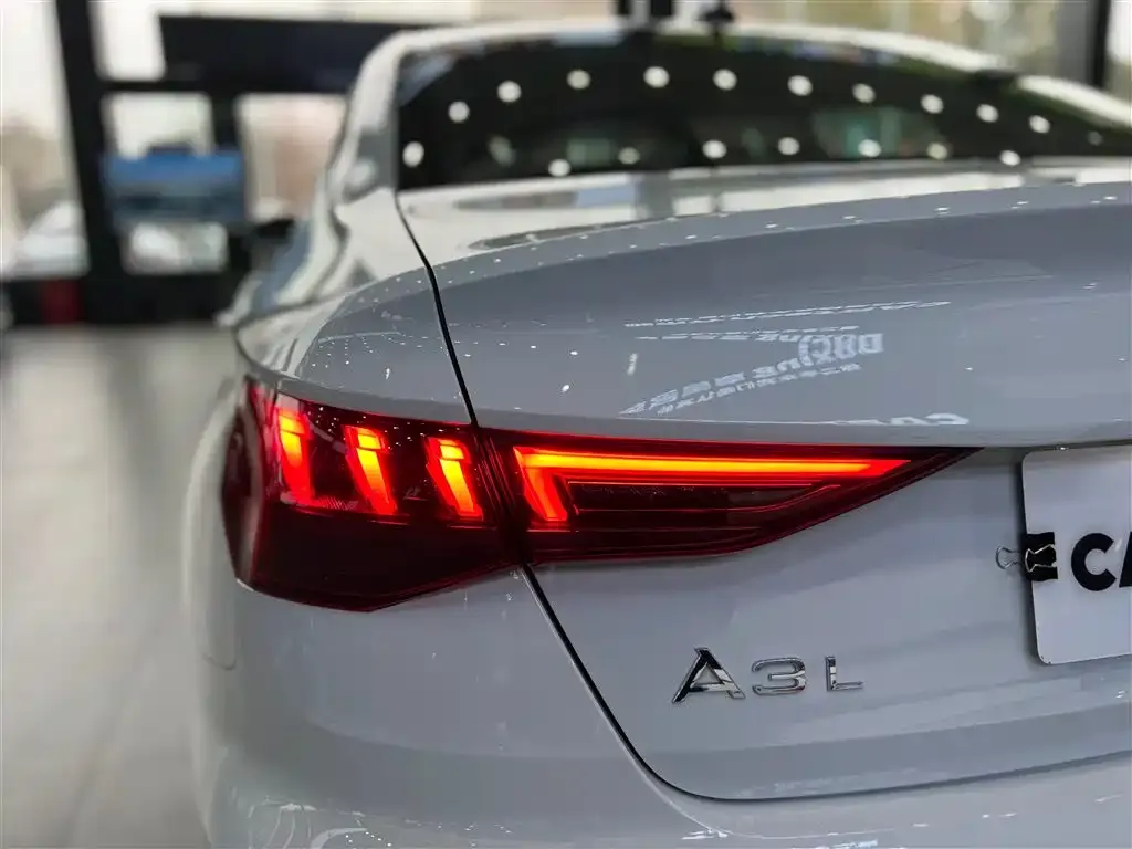 Audi A3 — фото 2