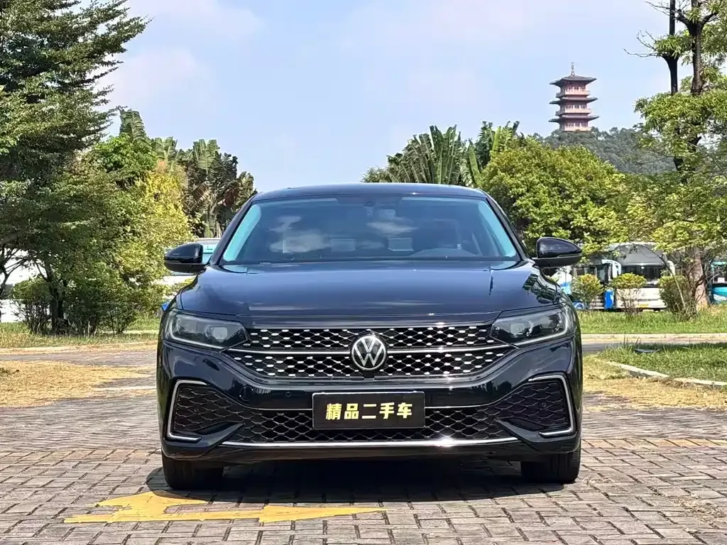 Volkswagen Passat — фото 4