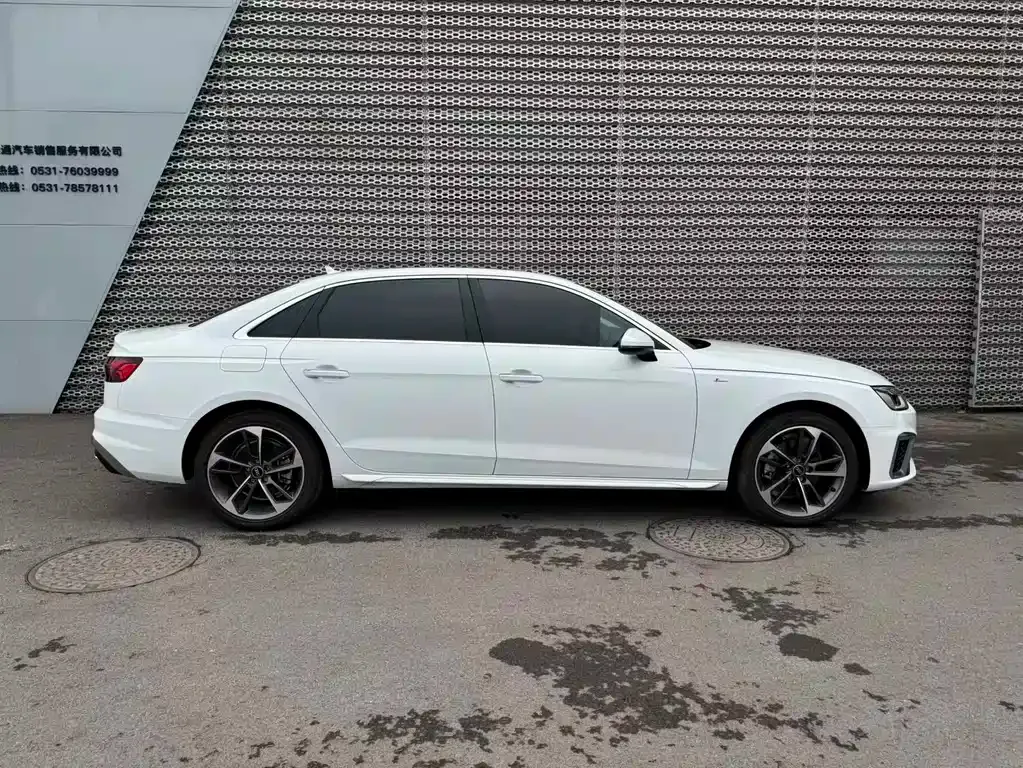 Audi A4L — фото 6