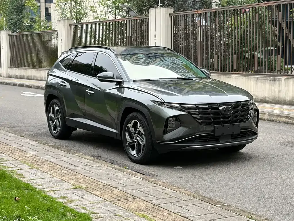 Hyundai Tucson — фото 7