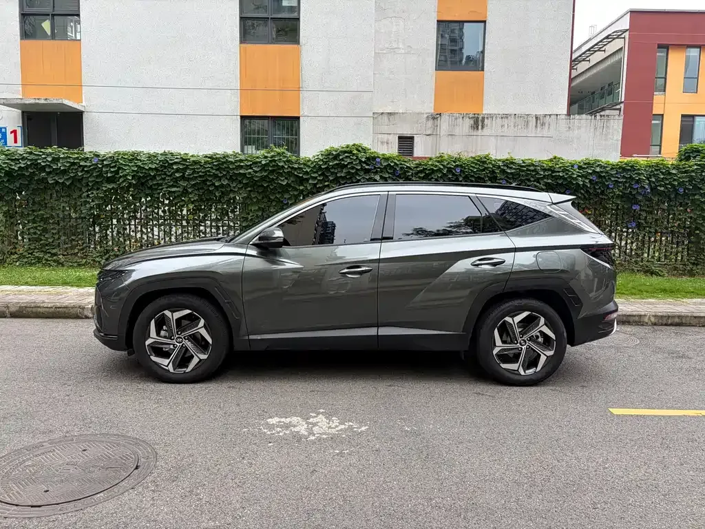 Hyundai Tucson — фото 9