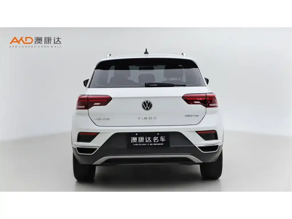 Volkswagen T-Roc — фото 9