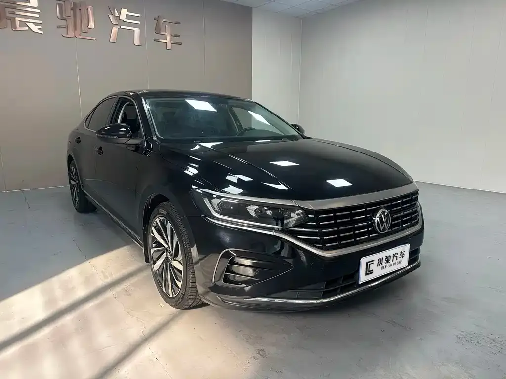 Volkswagen Passat — фото 3