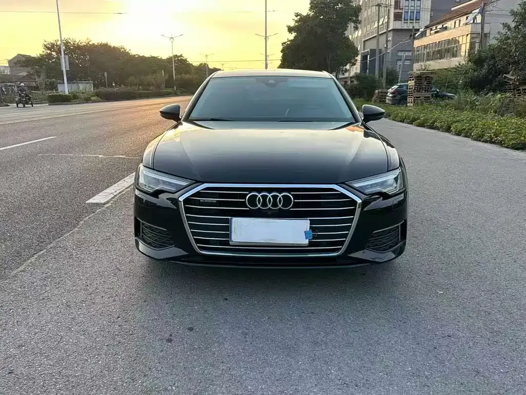 Audi A6L — фото 5