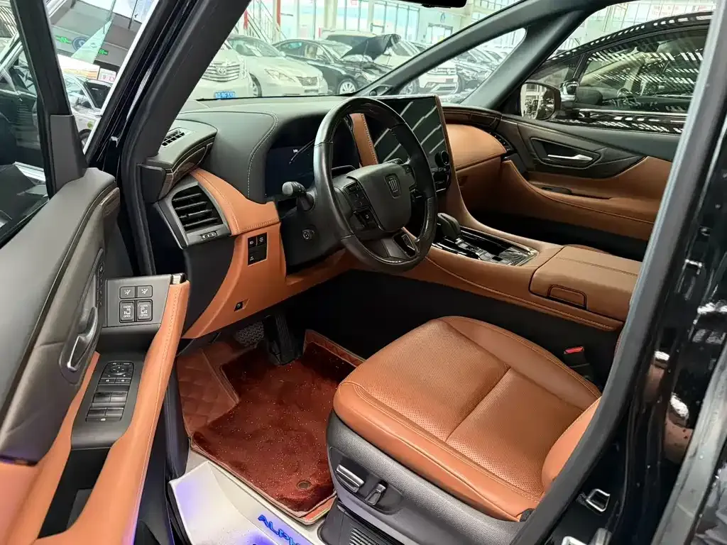 Toyota Vellfire — фото 8