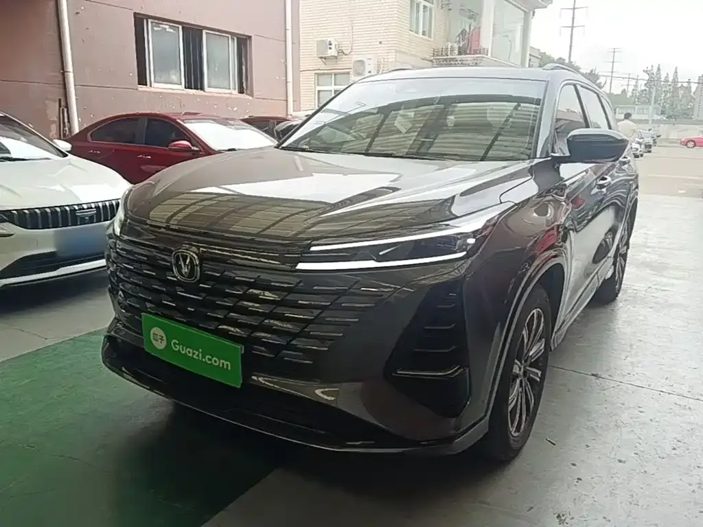 Changan CS75 PLUS — фото 1