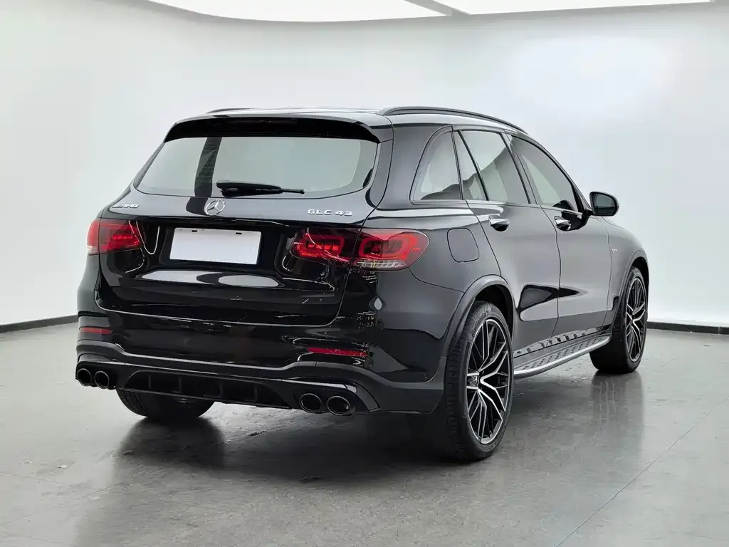 Mercedes-Benz GLC AMG — фото 4