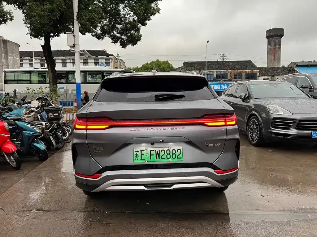 BYD PLUS New Energy — фото 8