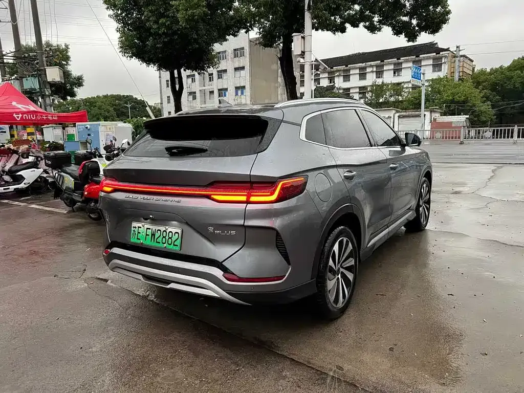 BYD PLUS New Energy — фото 7