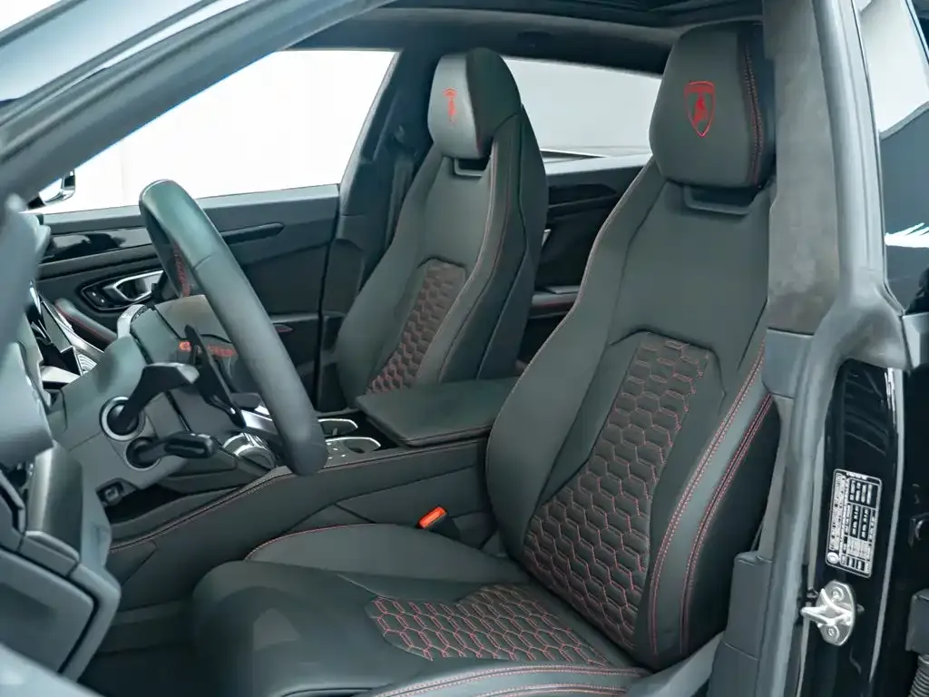 Lamborghini Urus — фото 2