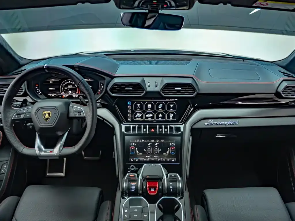 Lamborghini Urus — фото 6