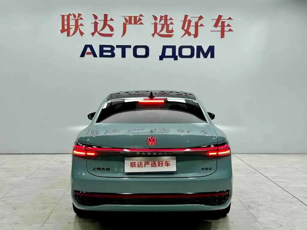 Volkswagen Passat — фото 6