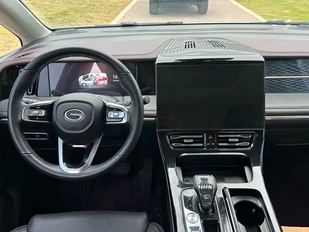 GAC Motor Trumpchi M8 — фото 8