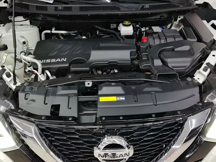 Nissan Qashqai — фото 10