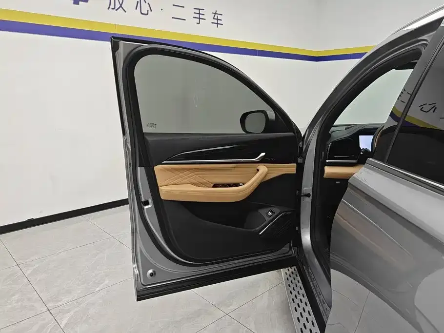 Geely Xingyue L — фото 10
