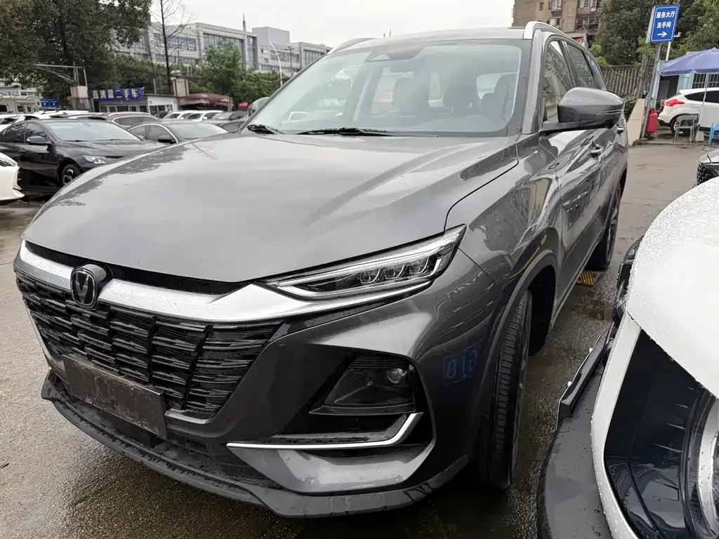 Changan CS75 — фото 1