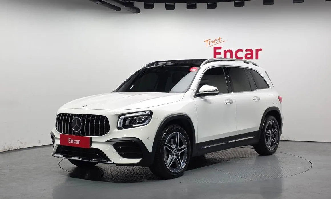 Mercedes-Benz GLB-Class — фото 1