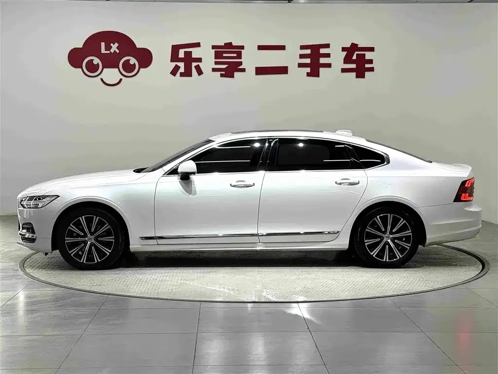 Volvo S90 — фото 3