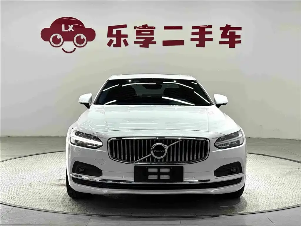 Volvo S90 — фото 9