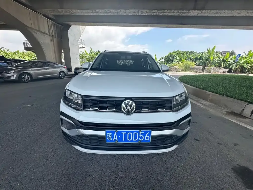 Volkswagen T-Cross — фото 10