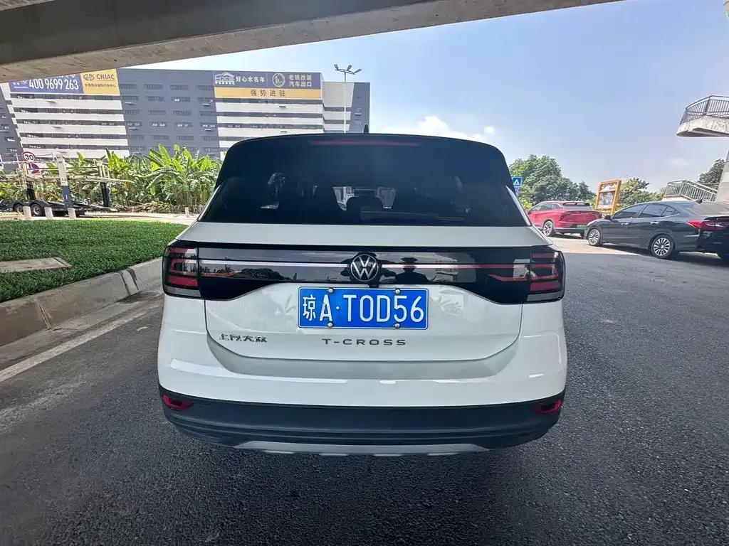 Volkswagen T-Cross — фото 6