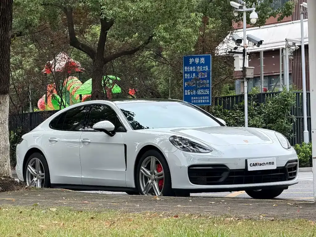 Porsche Panamera — фото 9