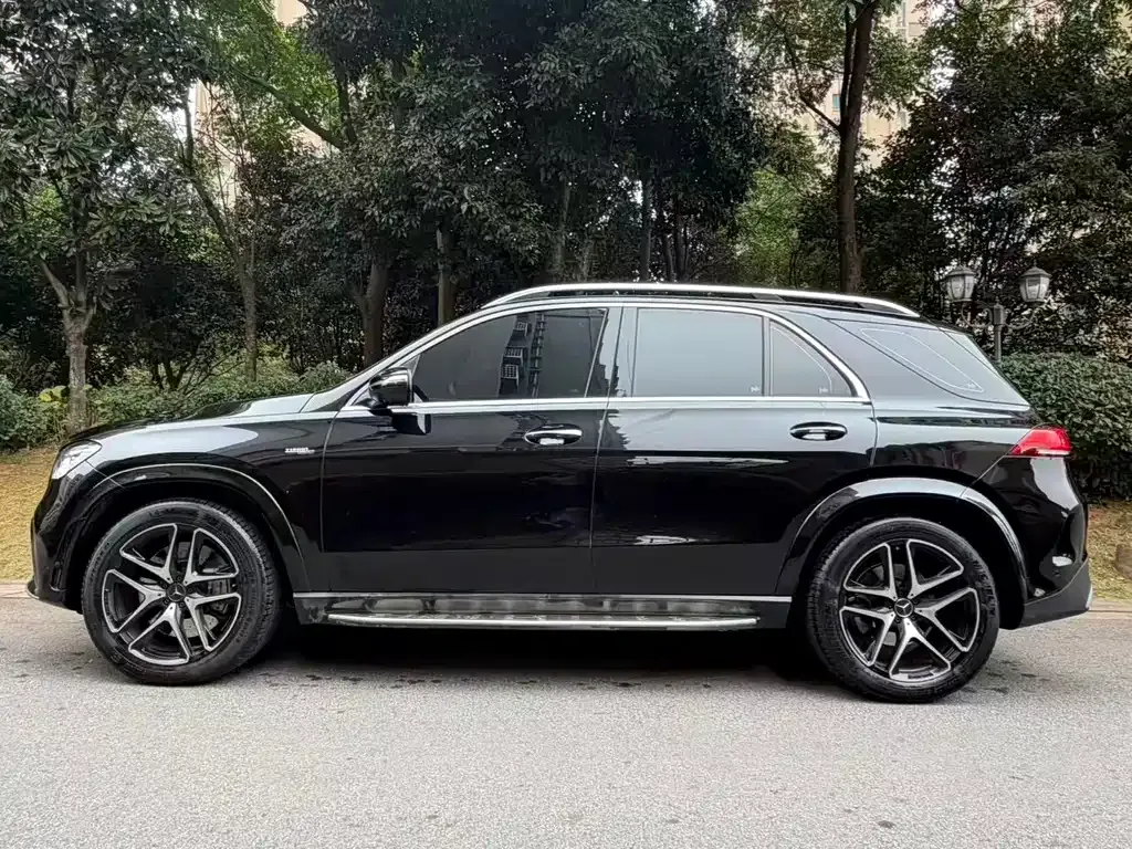 Mercedes-Benz GLE AMG — фото 9