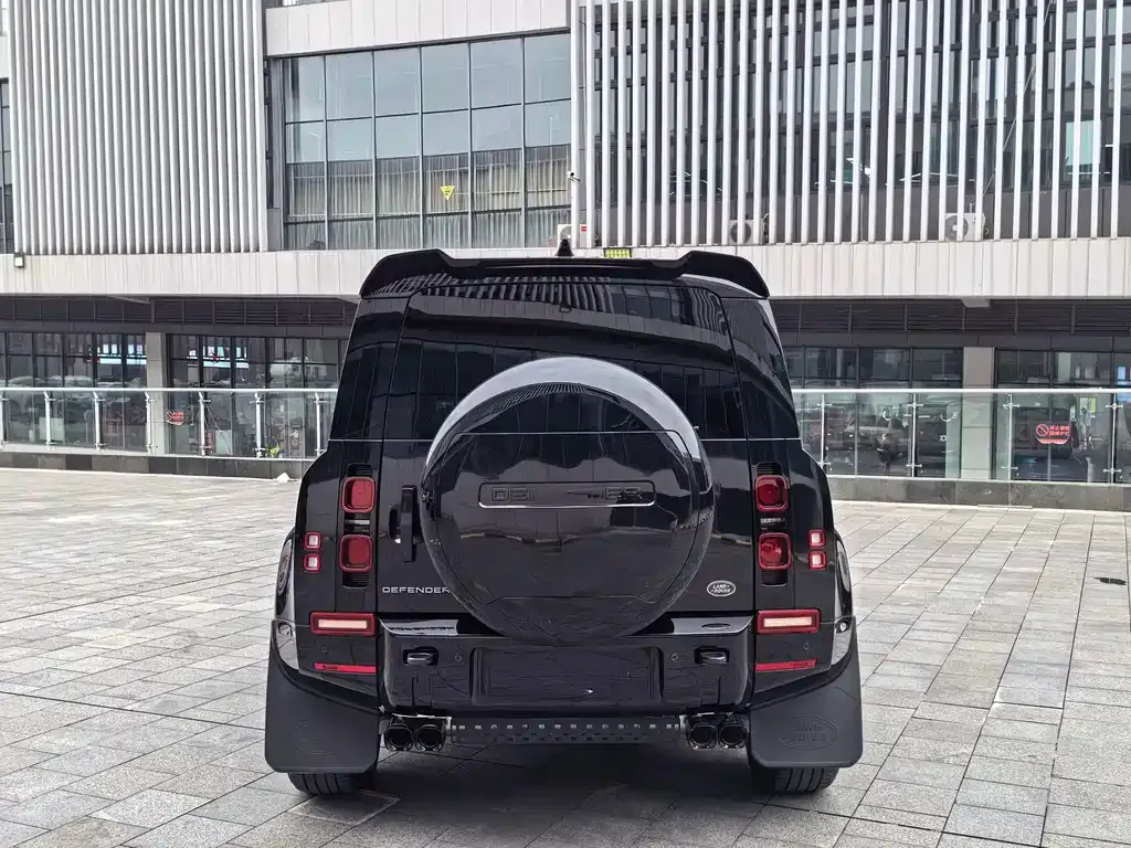 Land Rover Defender — фото 4