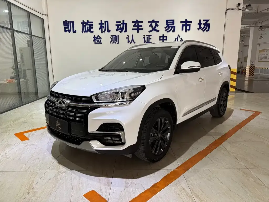 Chery Tiggo 8 — фото 1