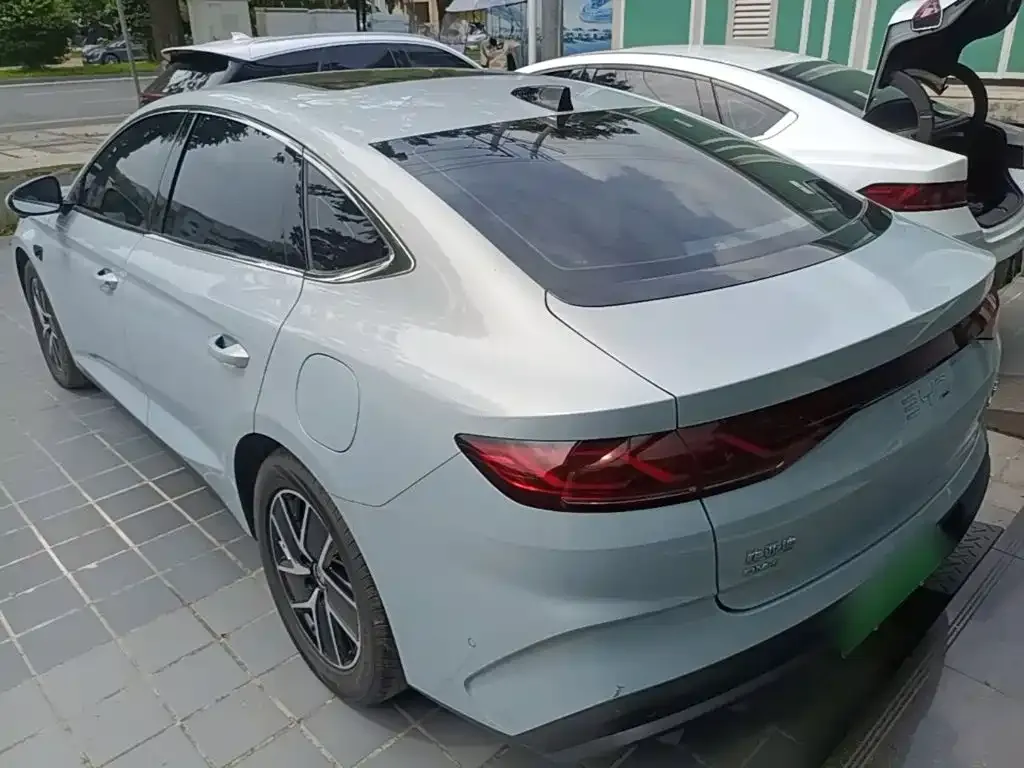 BYD Qin L — фото 6