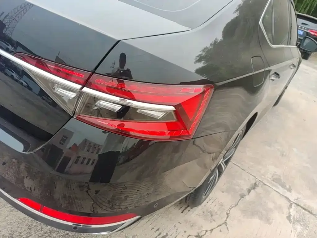 Skoda Superb — фото 5