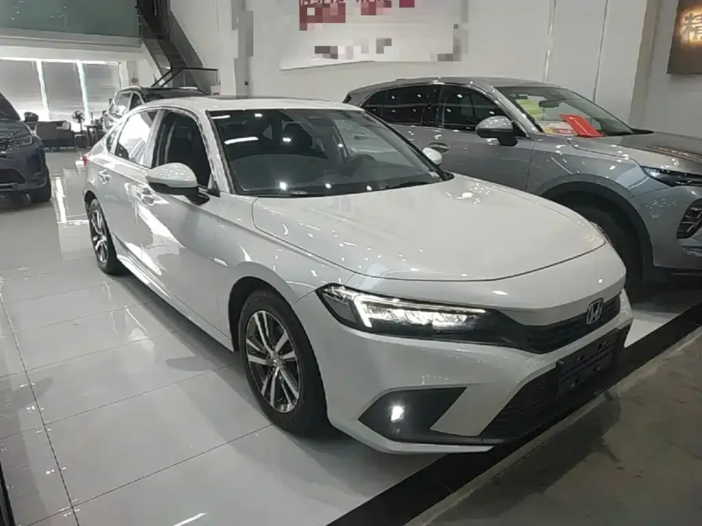 Honda Civic — фото 10