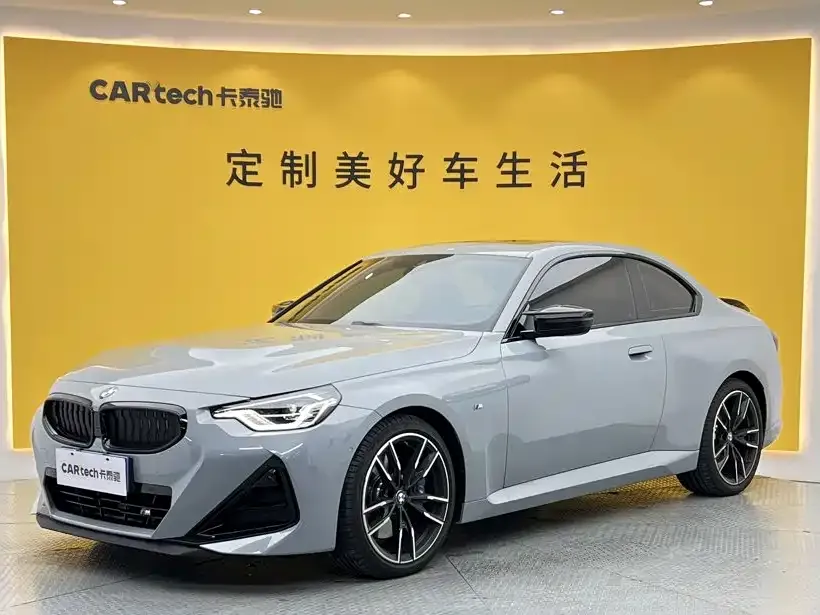 BMW M240i — фото 1