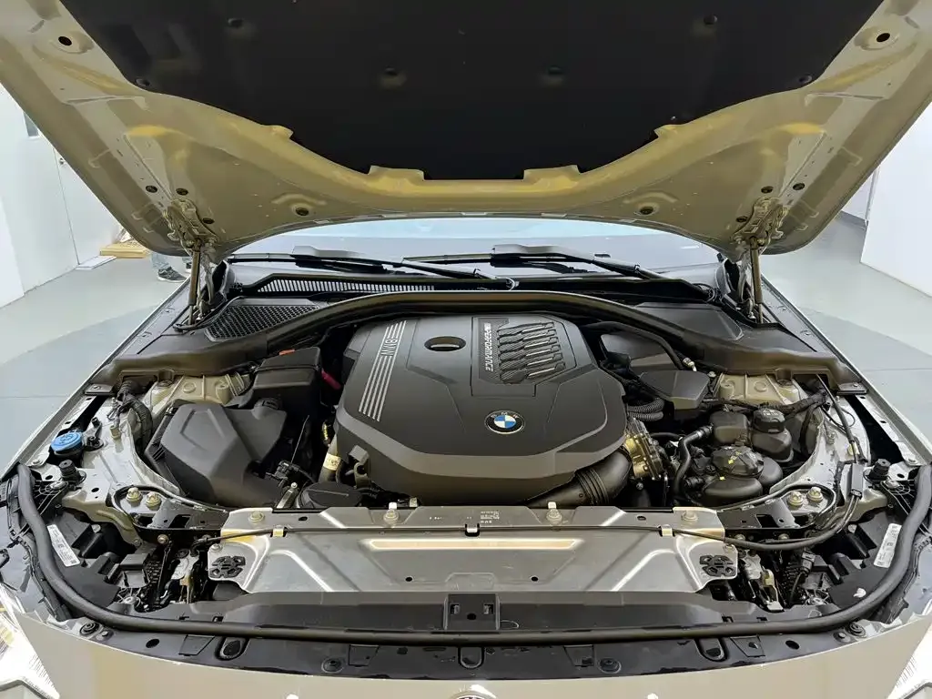 BMW M240i — фото 8