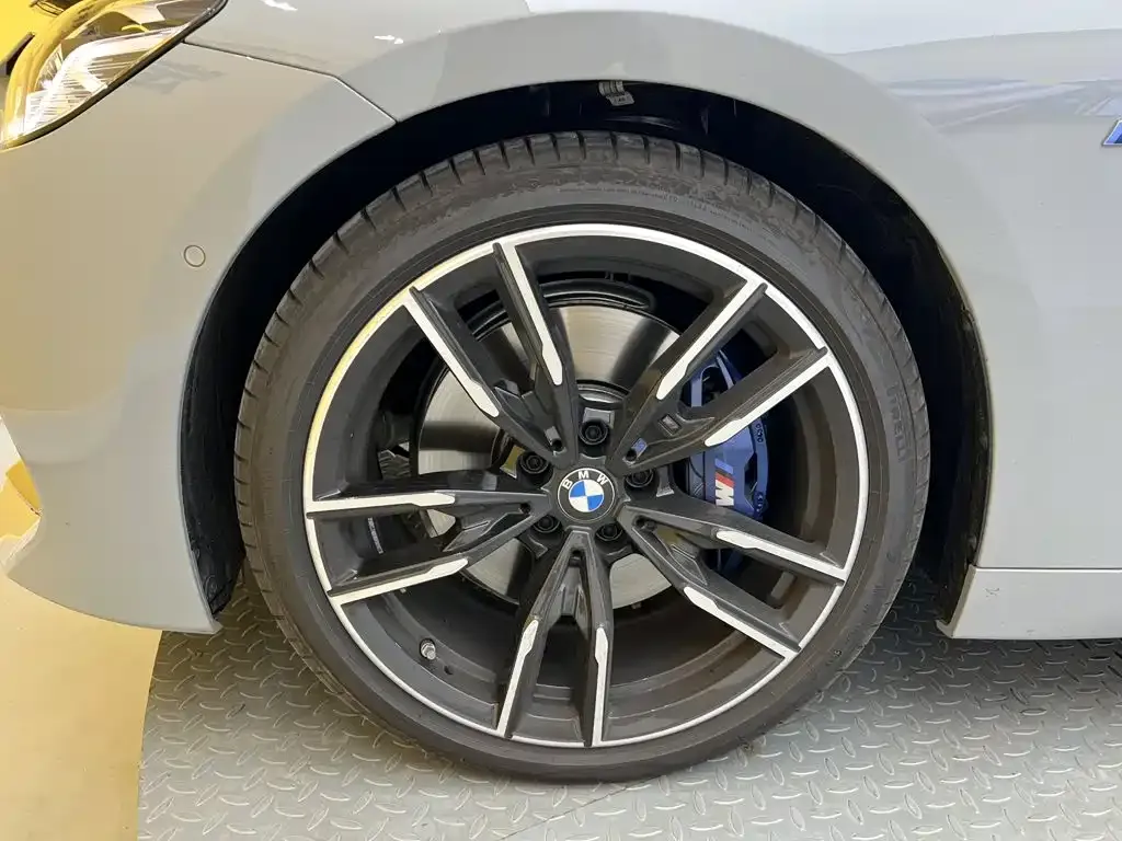 BMW M240i — фото 7