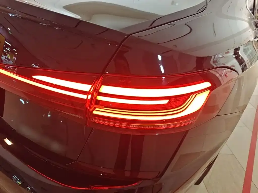 Volkswagen Passat — фото 7