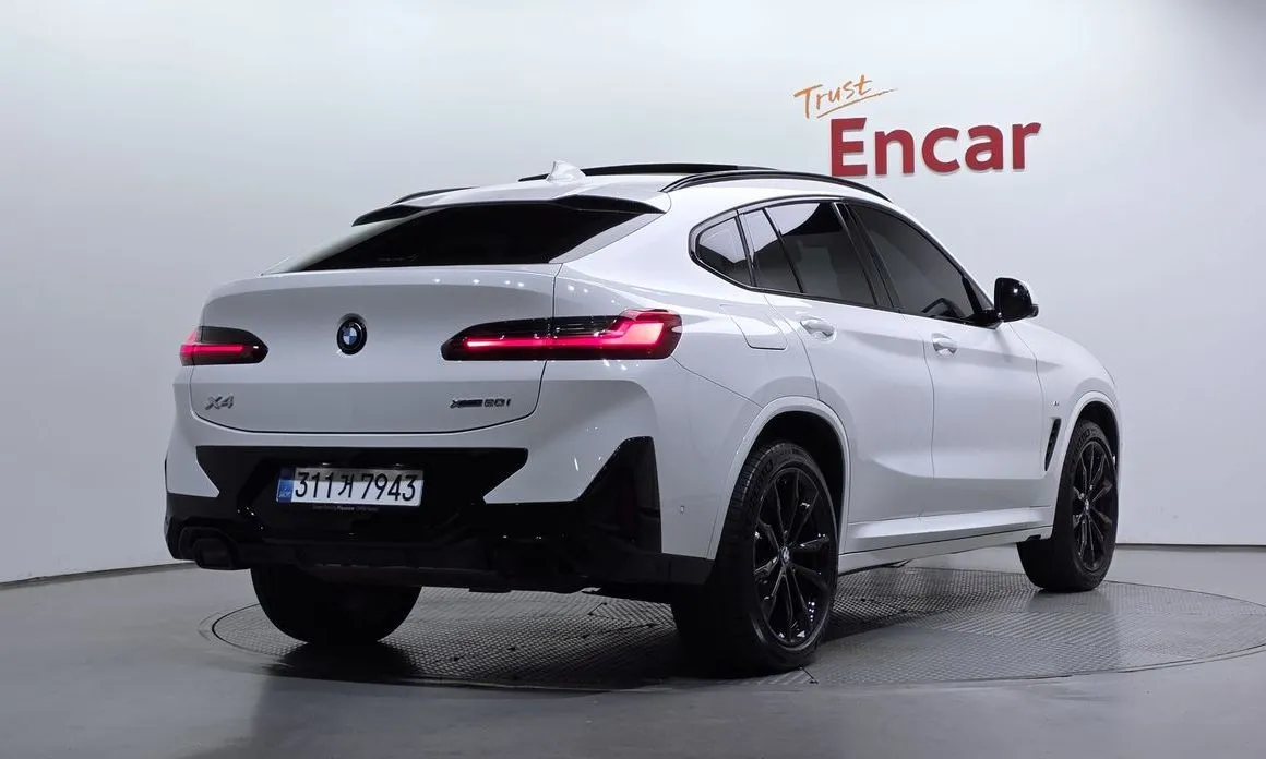 BMW X4 — фото 8