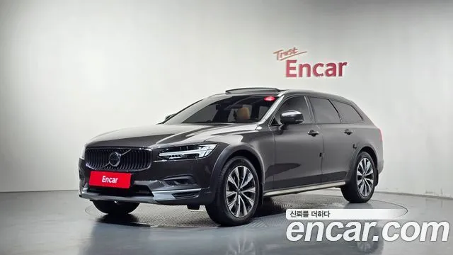 Volvo V90 — фото 1