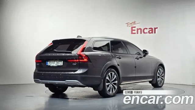 Volvo V90 — фото 4