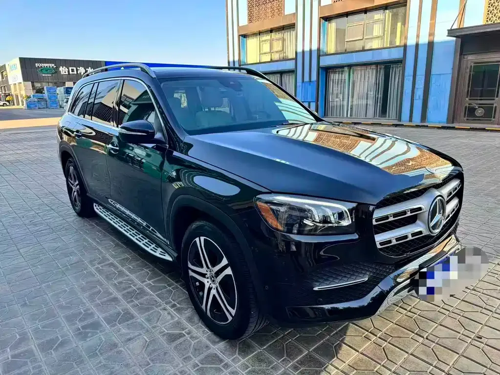 Mercedes-Benz GLS — фото 1