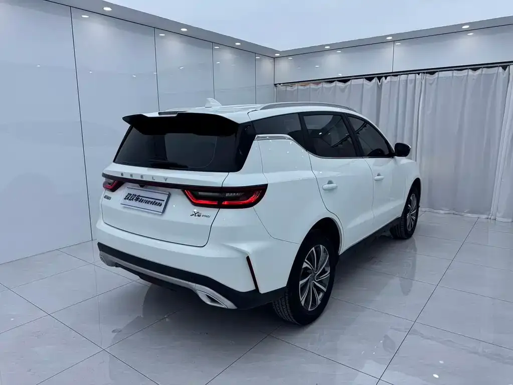 Geely Vision X6 — фото 8
