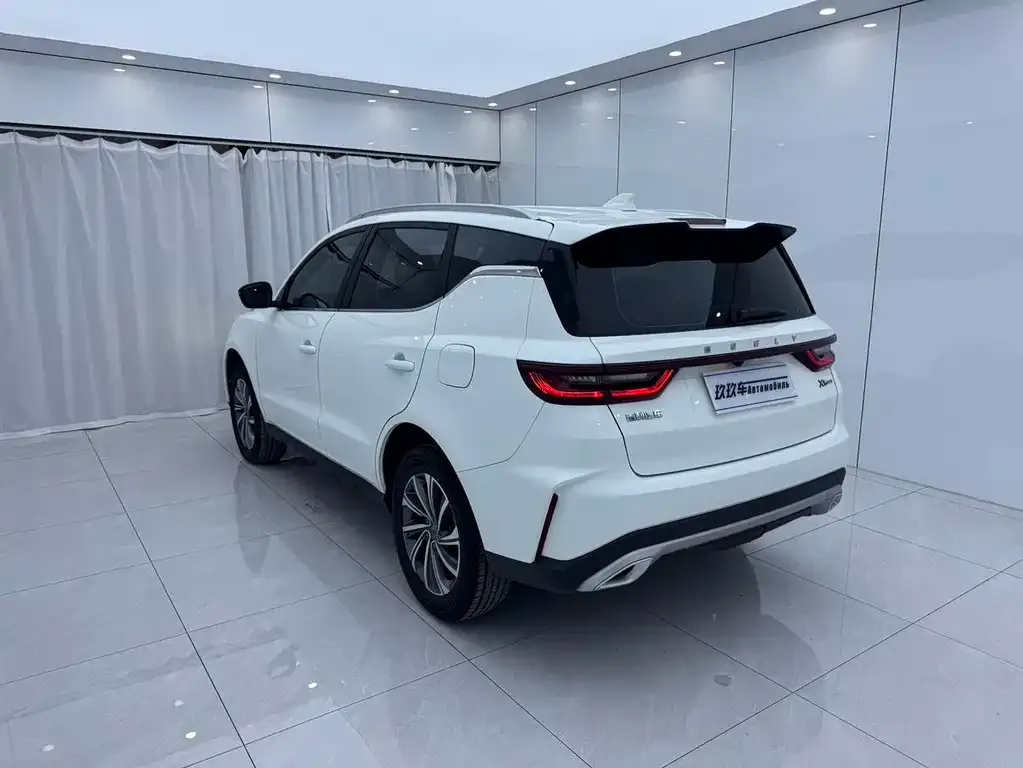 Geely Vision X6 — фото 3