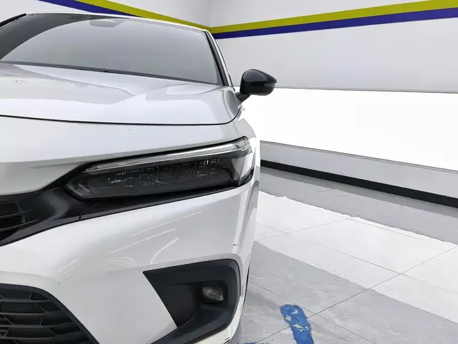 Honda Civic — фото 5