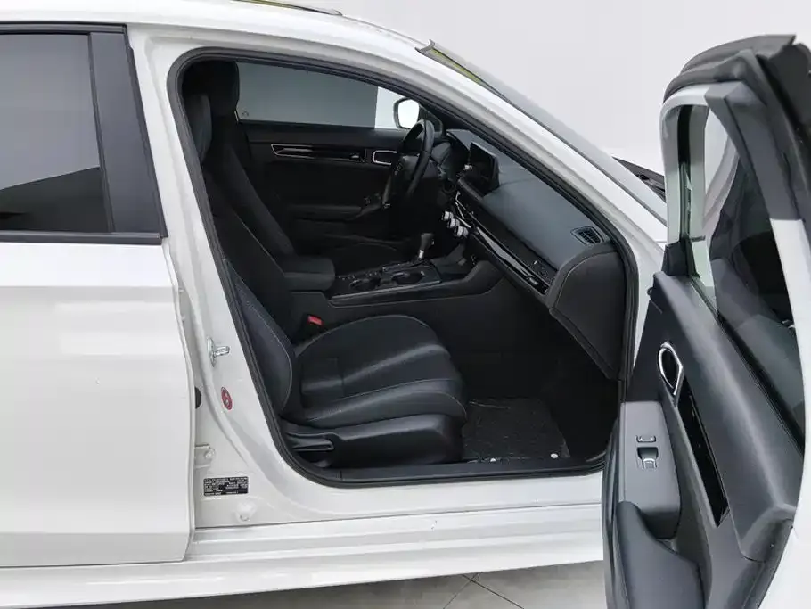 Honda Civic — фото 7