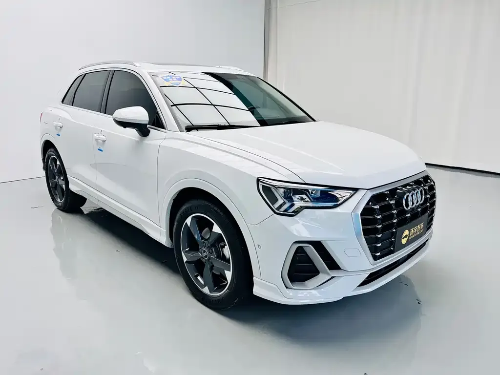 Audi Q3 — фото 5