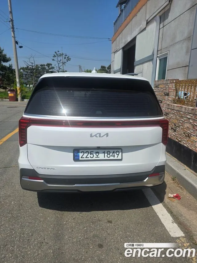 Kia Carnival — фото 2