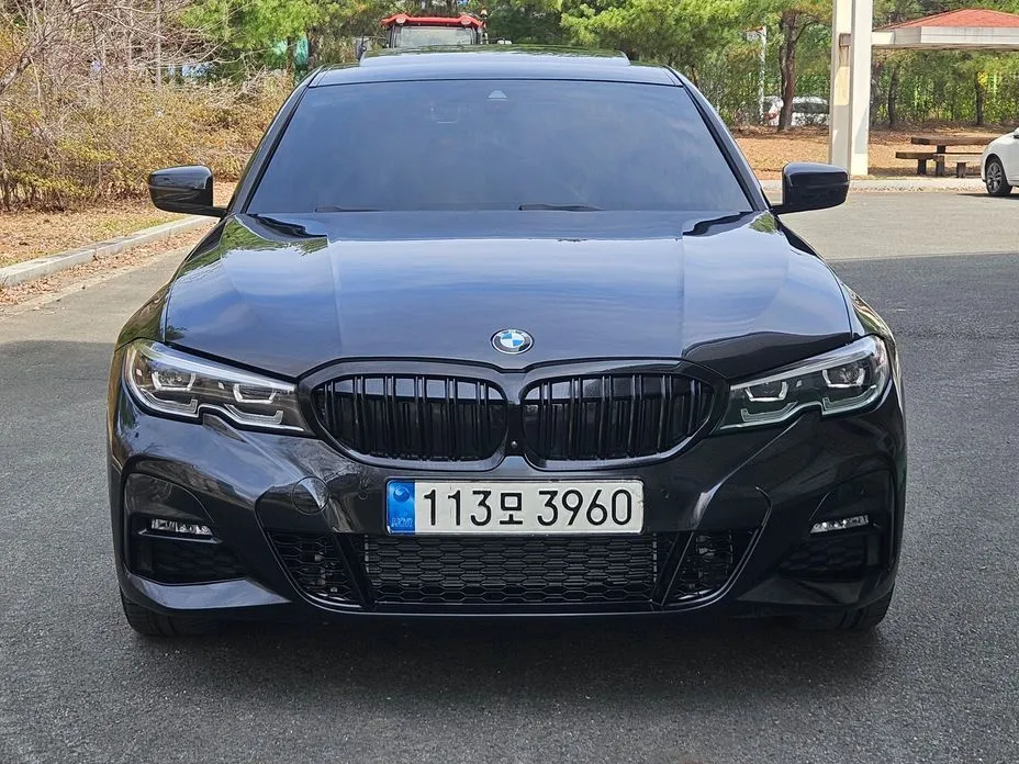 BMW 3-Series — фото 1